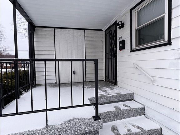 5th image of 703 Palmer Ave
