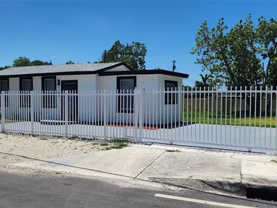 3180 NW 92nd St, Miami, FL, 33147
