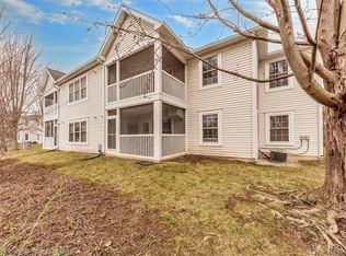 2297 S Main St #48, Ann Arbor, MI 48103