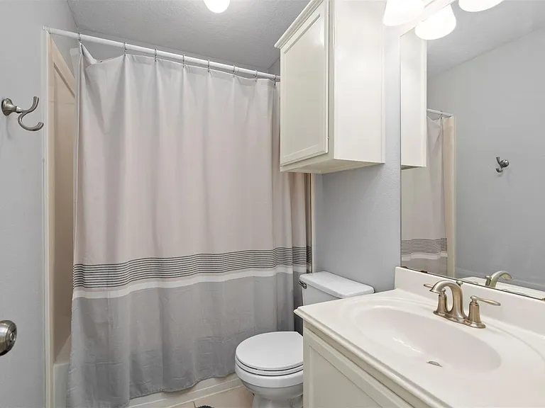4818 Rachelle Ct — Photo 23