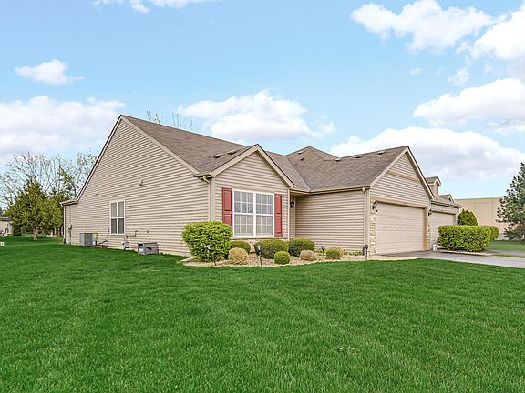 3rd image of 832 Flagstone Dr