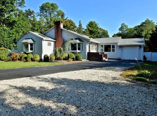 226 Dix Hills Rd, Dix Hills, NY 11746