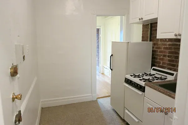 Rented by Manhattan Best Realty, Inc. | media 3