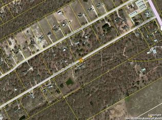 16 Post Oak Rd, La Vernia, TX 78121