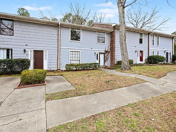 3rd image of 1304 Seaton Rd #30