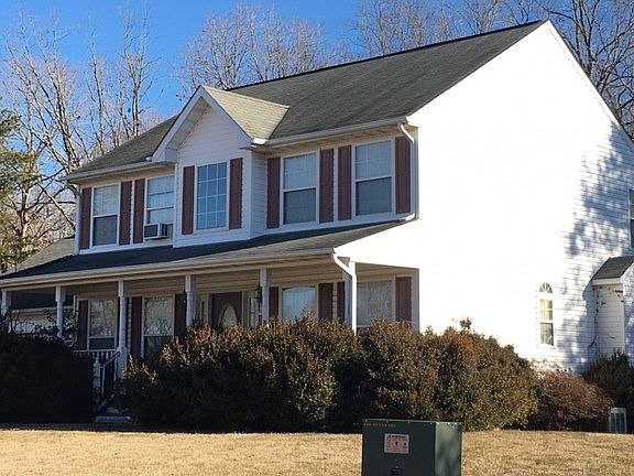 2nd image of 8703 Jenny Ln
