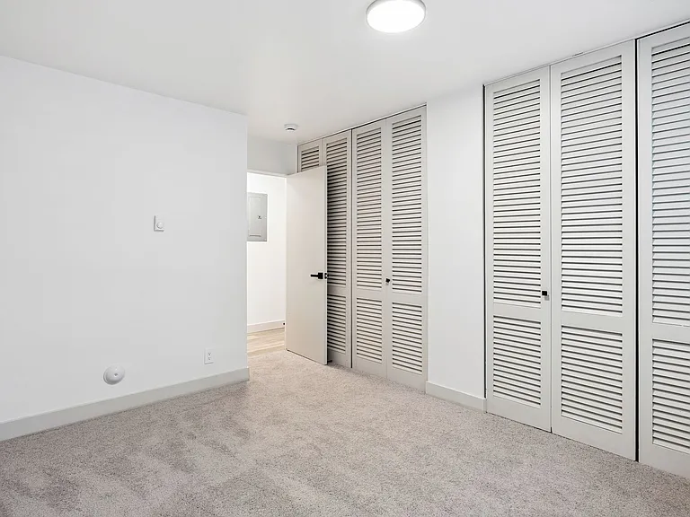 Modern Apartments in Queen Anne Steps from Climate Pledge Arena! — Photo 7