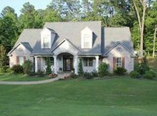 209 E Colbert Dr, Minden, LA 71055