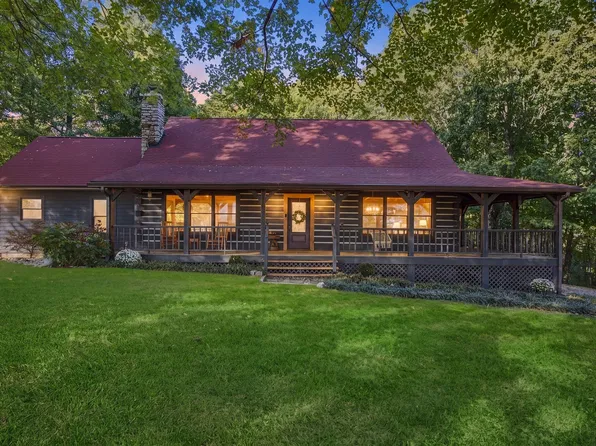 3933 Edd Ross Rd, Cedar Hill, TN 37032