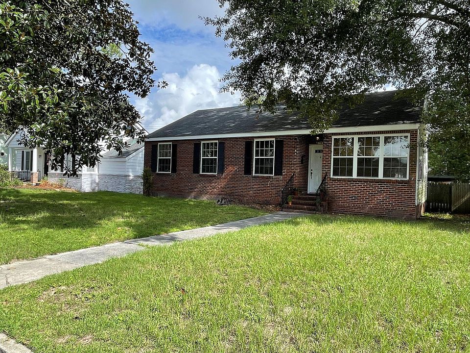 Exterior Front - apartment is on the right side.