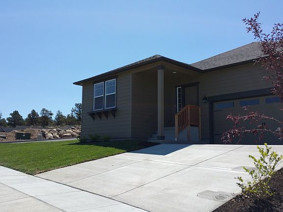 3rd image of 4510 SW Umatilla Ave