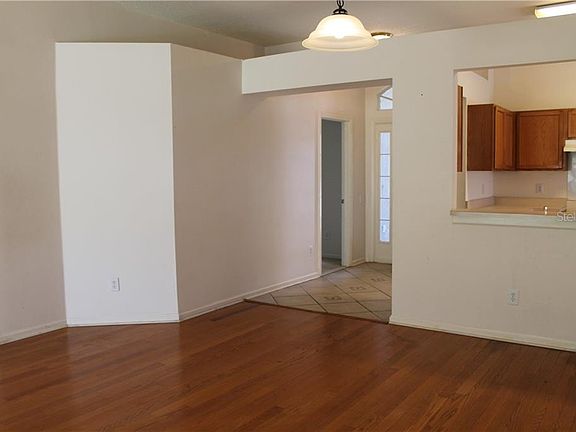 2nd image of 10516 Egret Haven Ln