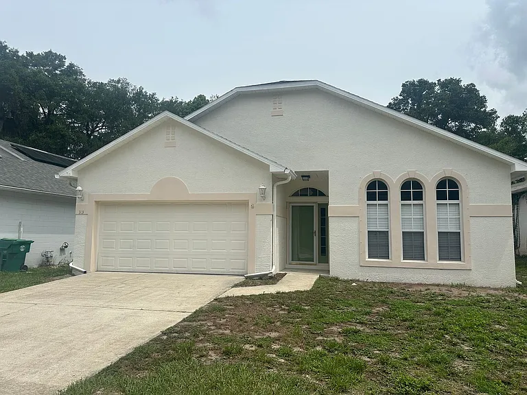 313 Heritage Estates Ln — Photo 1