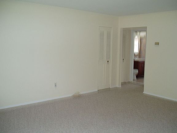 Large living room with new carpet