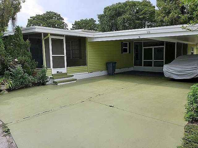 1st image of 111 Forest Dr