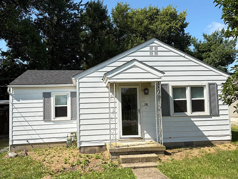 118 Moss Rd — Photo 1