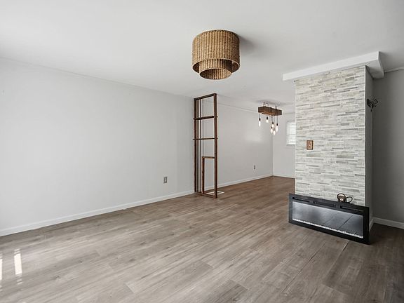 5th image of 146-148 King St