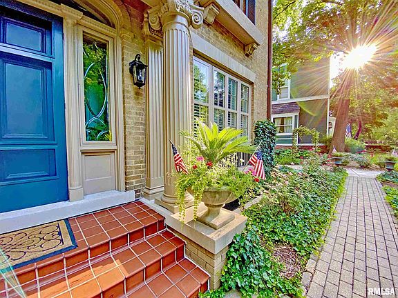 4th image of 1223 W Moss Ave