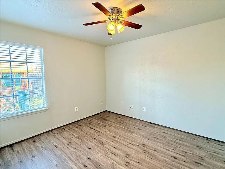 705 Ruth Ct #A — Photo 10