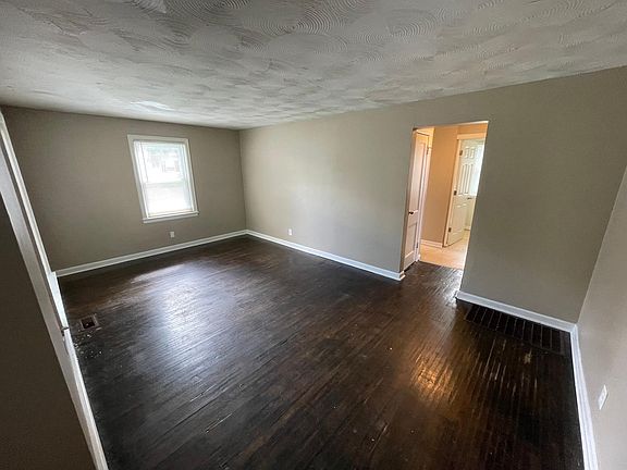 5th image of 2431 Lexington Ave