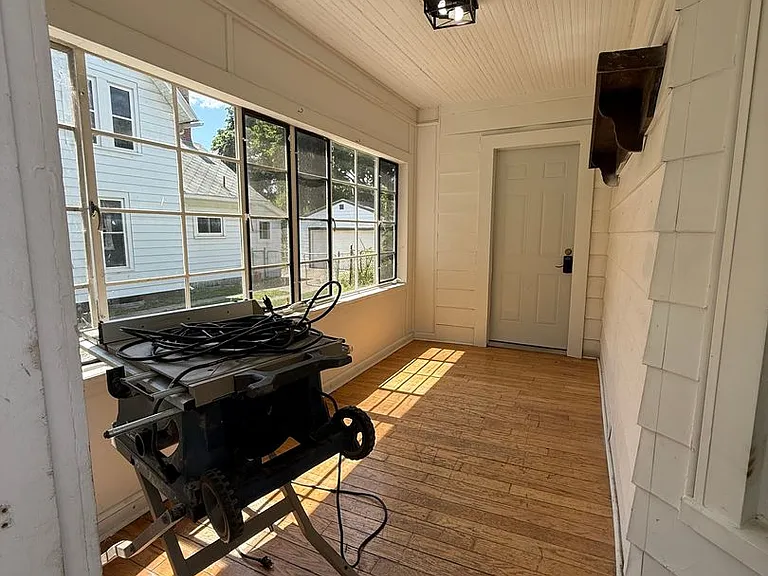 222 N Gorham St — Photo 16