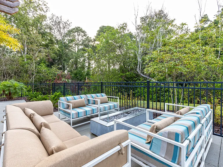 Vintage Amelia Island Apartments — Photo 5