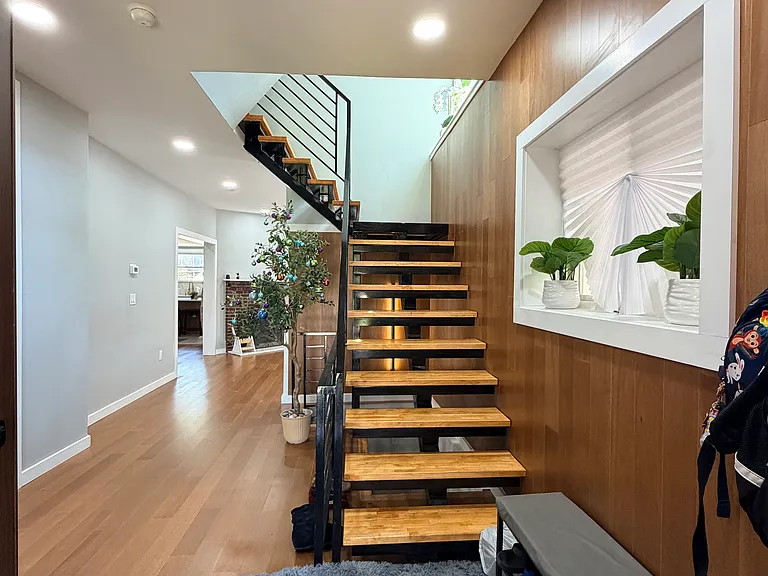 123 Bryn Mawr Ave — Photo 8