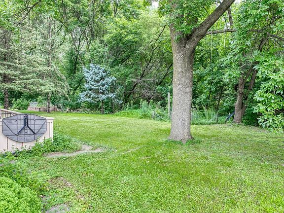 4th image of 7208 Candlewood Dr N