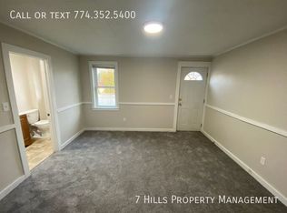 5 Middle St, Brooklyn, CT 06234