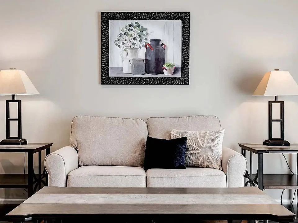 Circle Pines, MN Lexington Lofts | Layna | Living