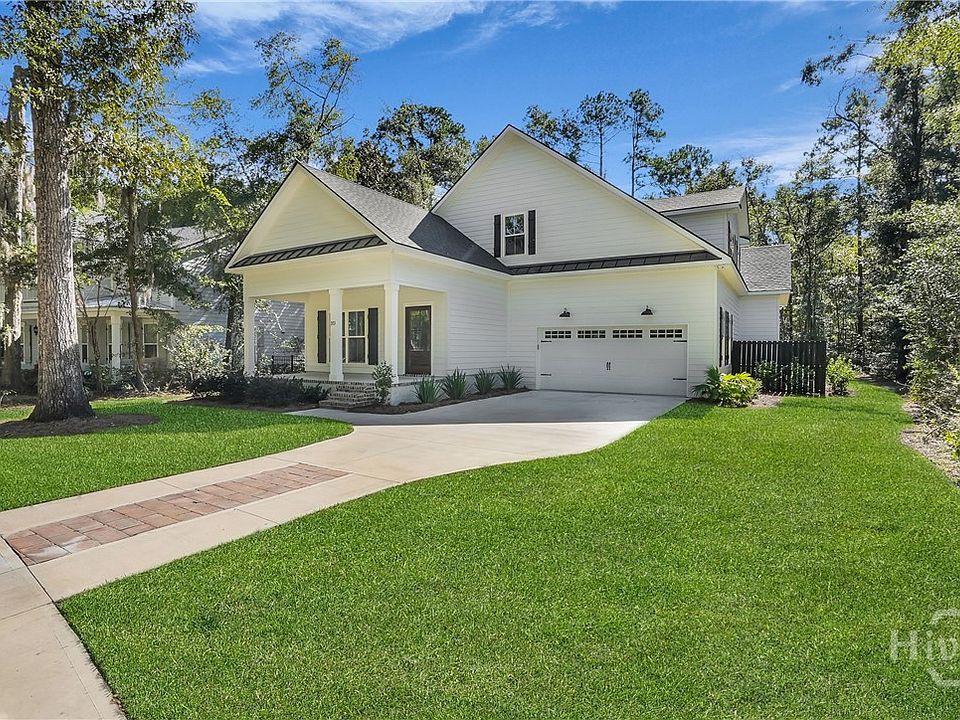 1st image of 373 Ridgewood Park Drive S