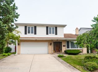 9807 N Lauren Ln, Niles, IL