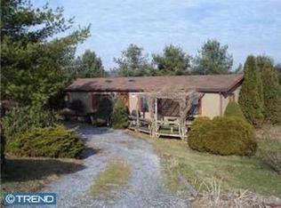 6423 Byerly Rd, Honey Brook, PA 19344