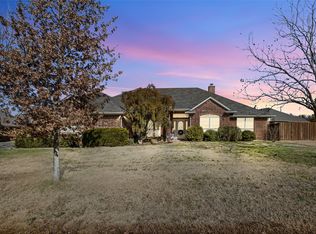 312 Granada Calle St, Granbury, TX 76049
