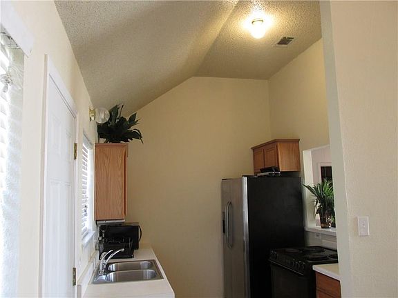 5th image of 1210 Highland Creek Cir