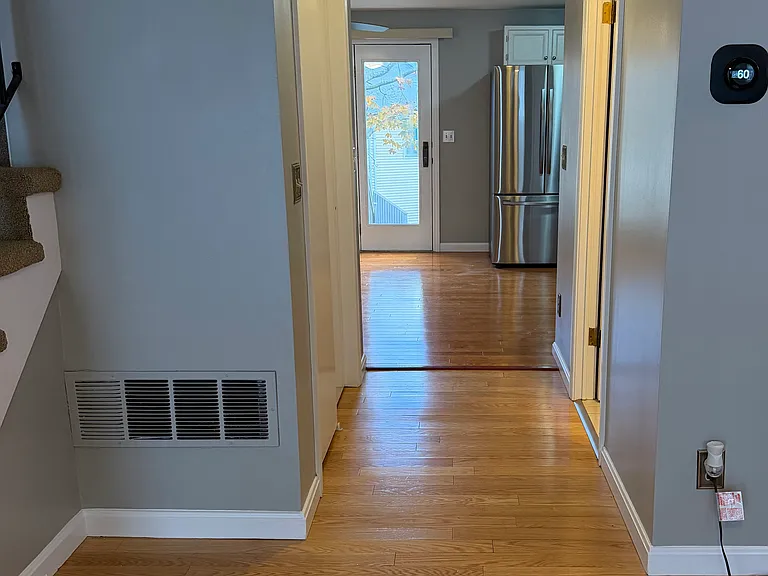 Morgan Ave — Photo 8