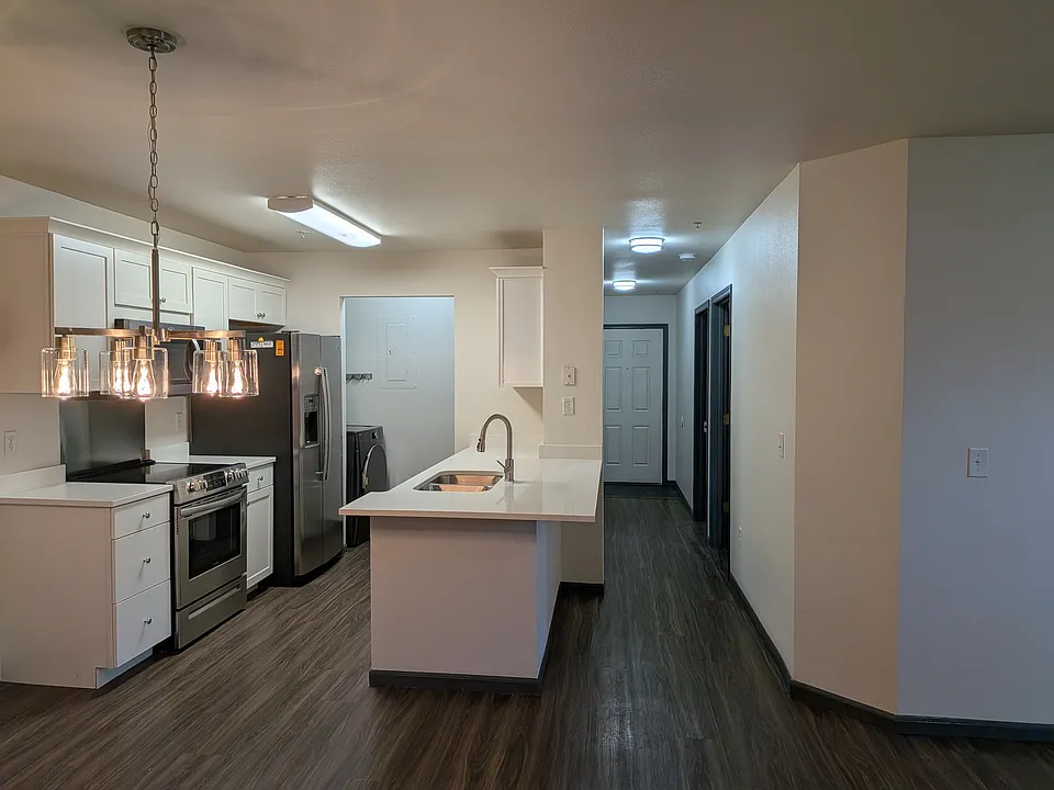 2226 W Elizabeth St #C104