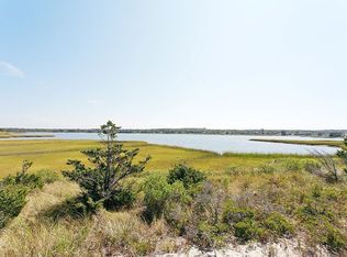 93 Cold Spring Point Rd, Southampton, NY 11968