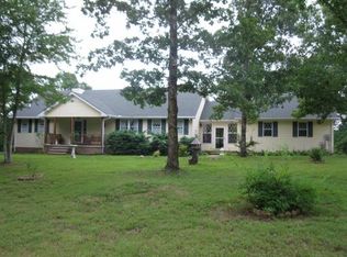 125 Twin Oaks Dr, Hohenwald, TN 38462