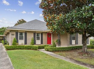 3708 Ferran Dr, Metairie, LA 70002