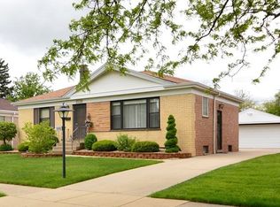 1646 Mayfair Ave, Westchester, IL 60154