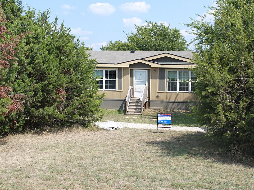 1st image of 135 Julia Dr