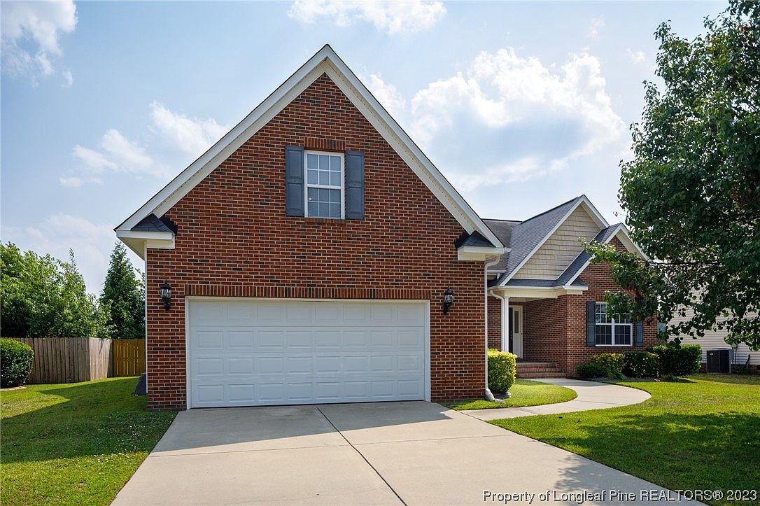 708 Camwheel Dr, Hope Mills, NC 28348 Zillow