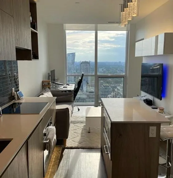 1 Yorkville Ave #3103 — Photo 1