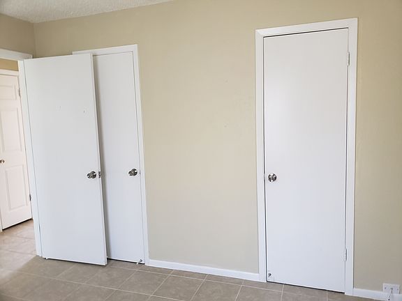 3rd image of 1203 N College St #201