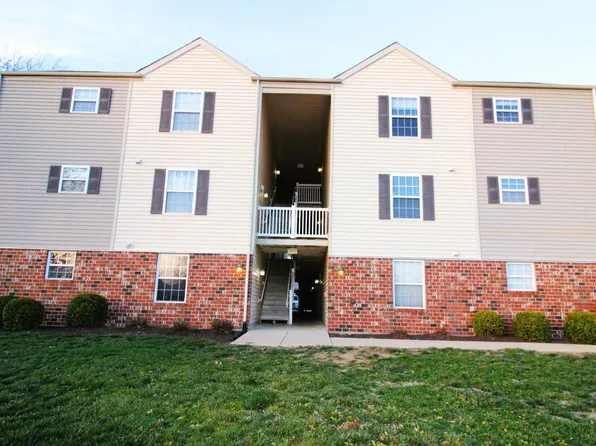 1124 Welsh Dr, Lake Saint Louis, MO 63367