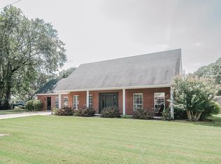 402 Park Ave, Muscle Shoals, AL 35661