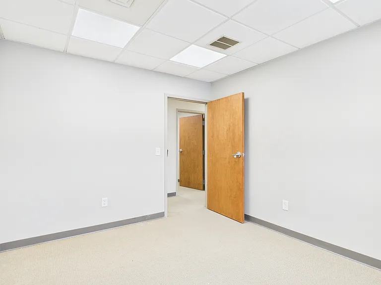 174 Armistice Blvd #1-A — Photo 7