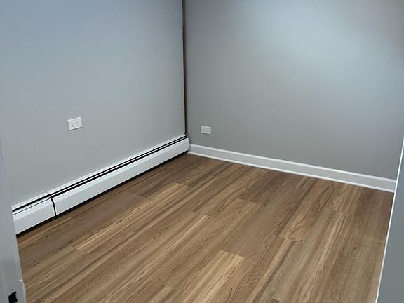 5th image of 2550 W Catalpa Ave #B
