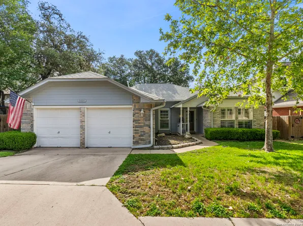 8826 Lost Bnd, San Antonio, TX 78240